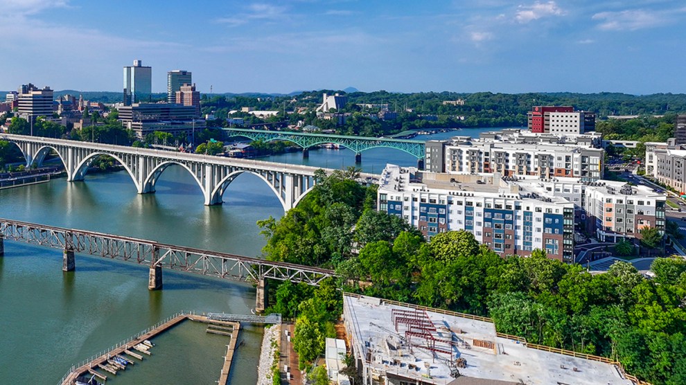 Cover Image for the Knoxville Multifamily Market Report April 2026